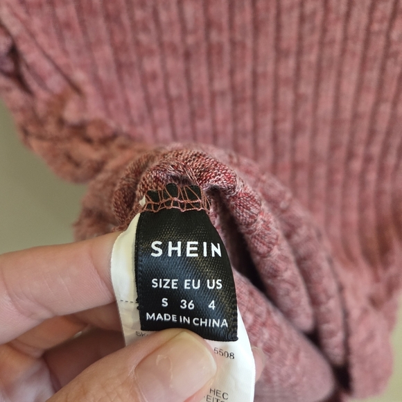 Shein Frenchy Square Neck Ruched short sleeve Ribbed Cropped Red Tshirt Sz Small - Picture 5 of 7